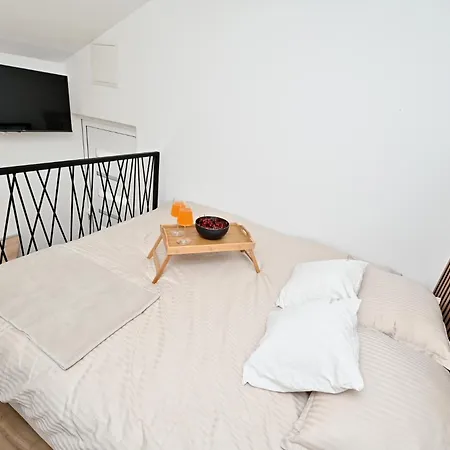 Kinda Apartment