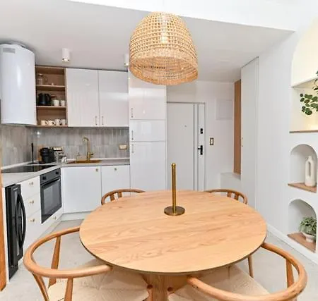 Kinda Apartament *